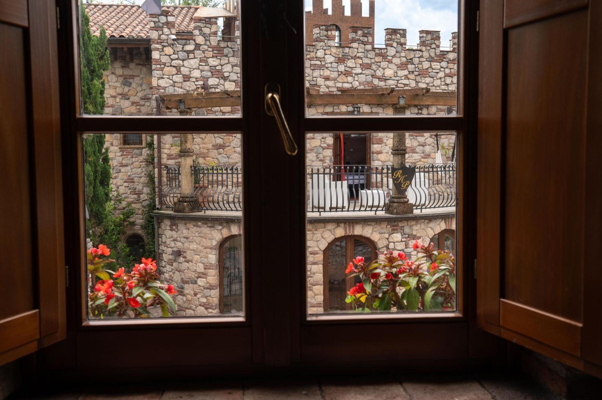 Castello Dei Templari Bed and Breakfast Lucca Buitenkant foto