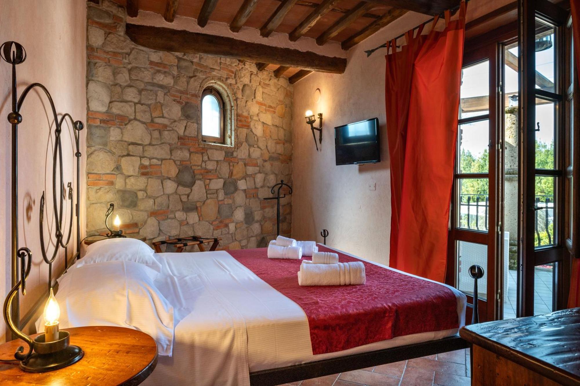 Castello Dei Templari Bed and Breakfast Lucca Buitenkant foto