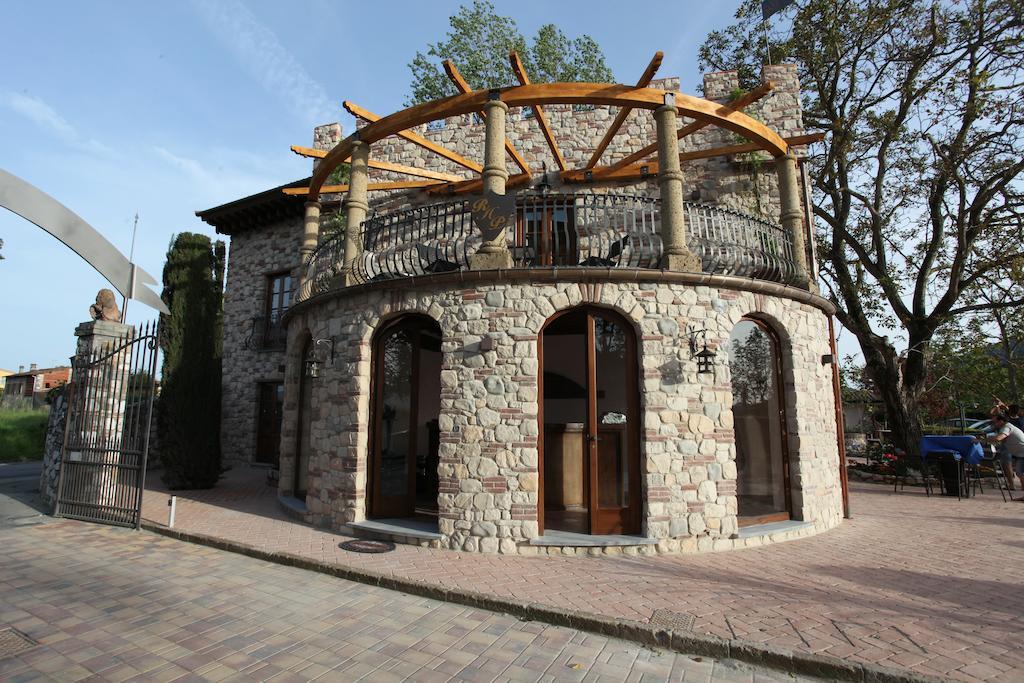 Castello Dei Templari Bed and Breakfast Lucca Buitenkant foto