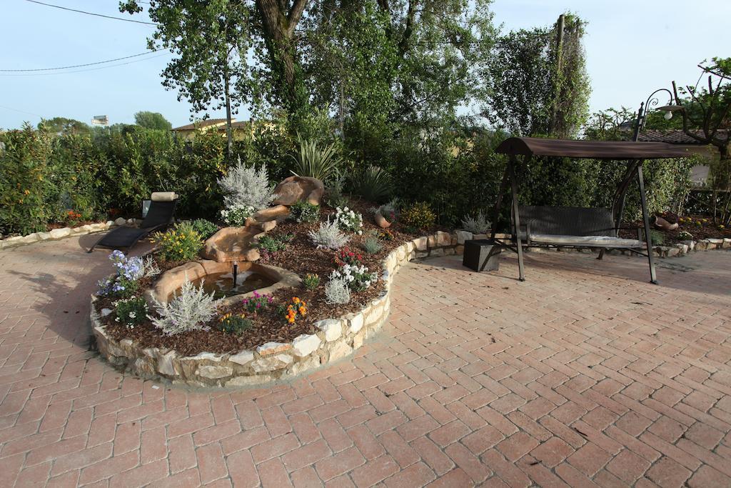 Castello Dei Templari Bed and Breakfast Lucca Buitenkant foto